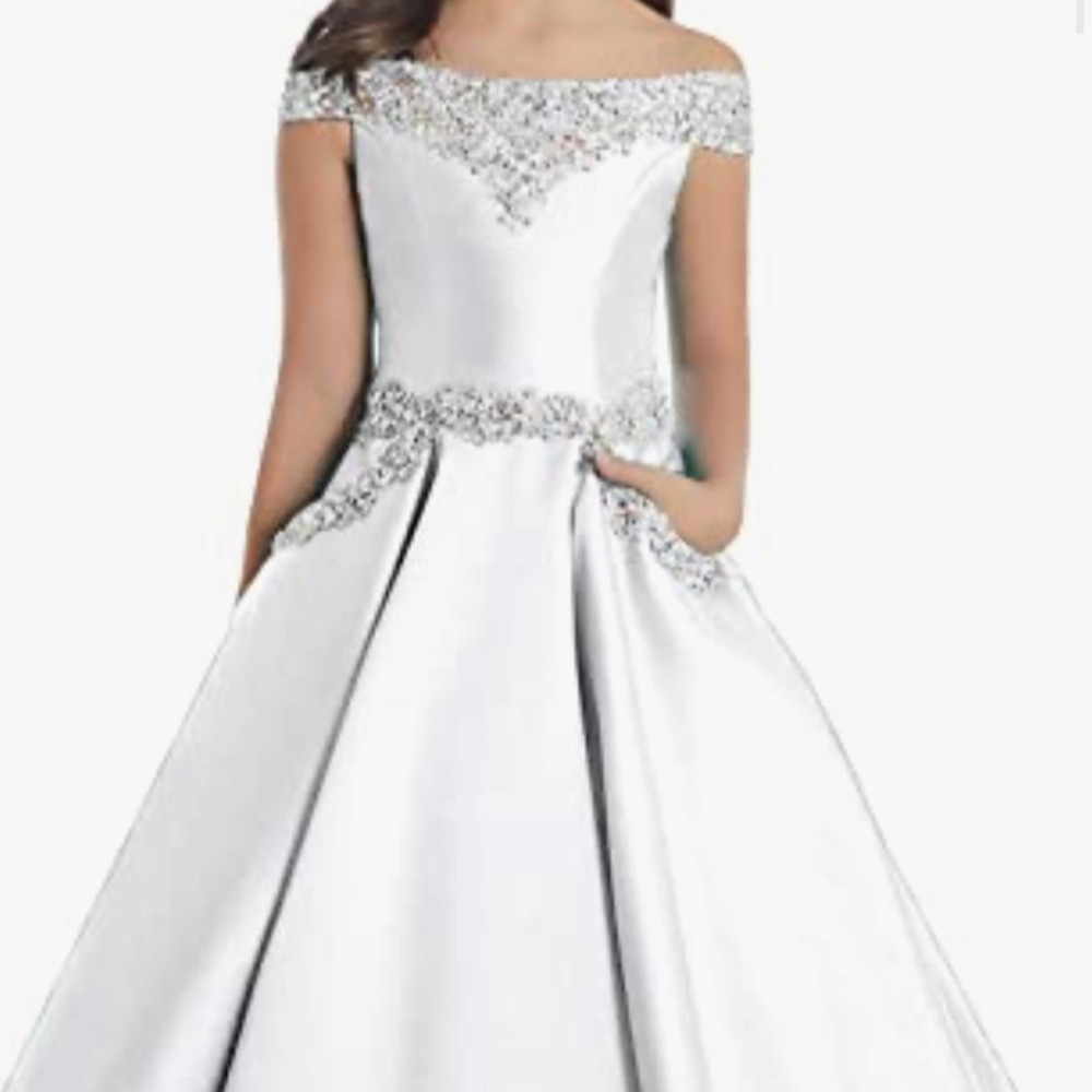 Size 10 girls white pageant dress NWT